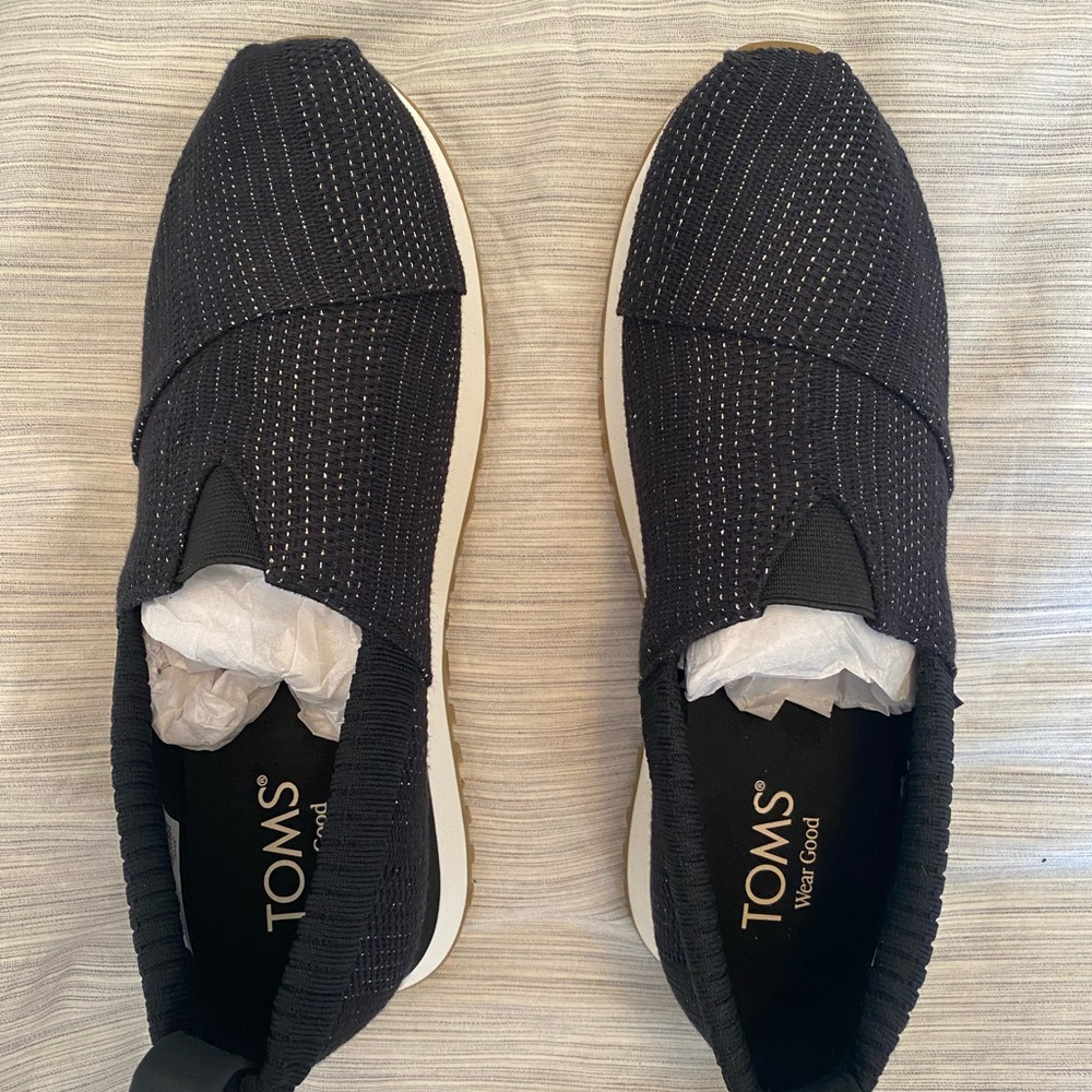 TOMS Black Knit Slip-On Sneakers with White Sole - Picture 6 of 10